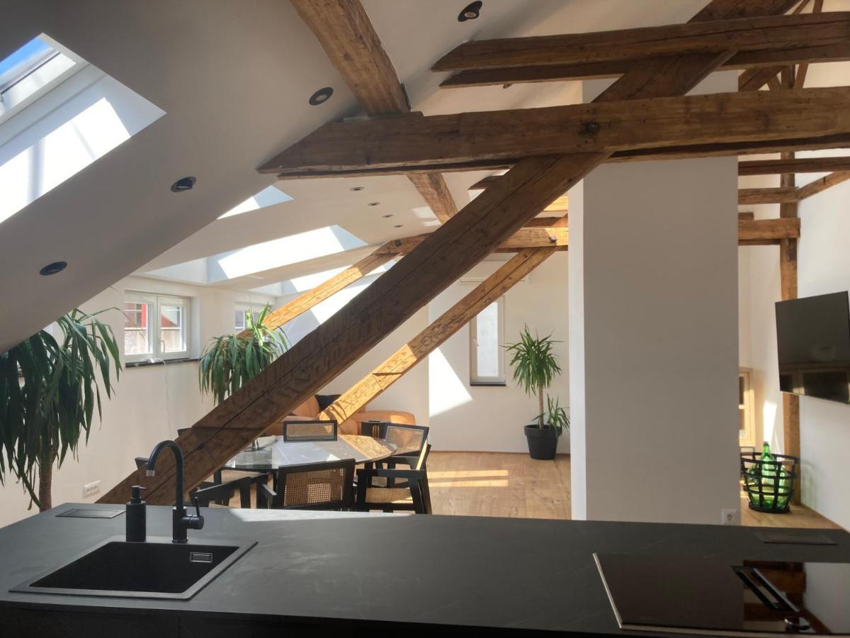 Split Rooftop Loft Exterior foto